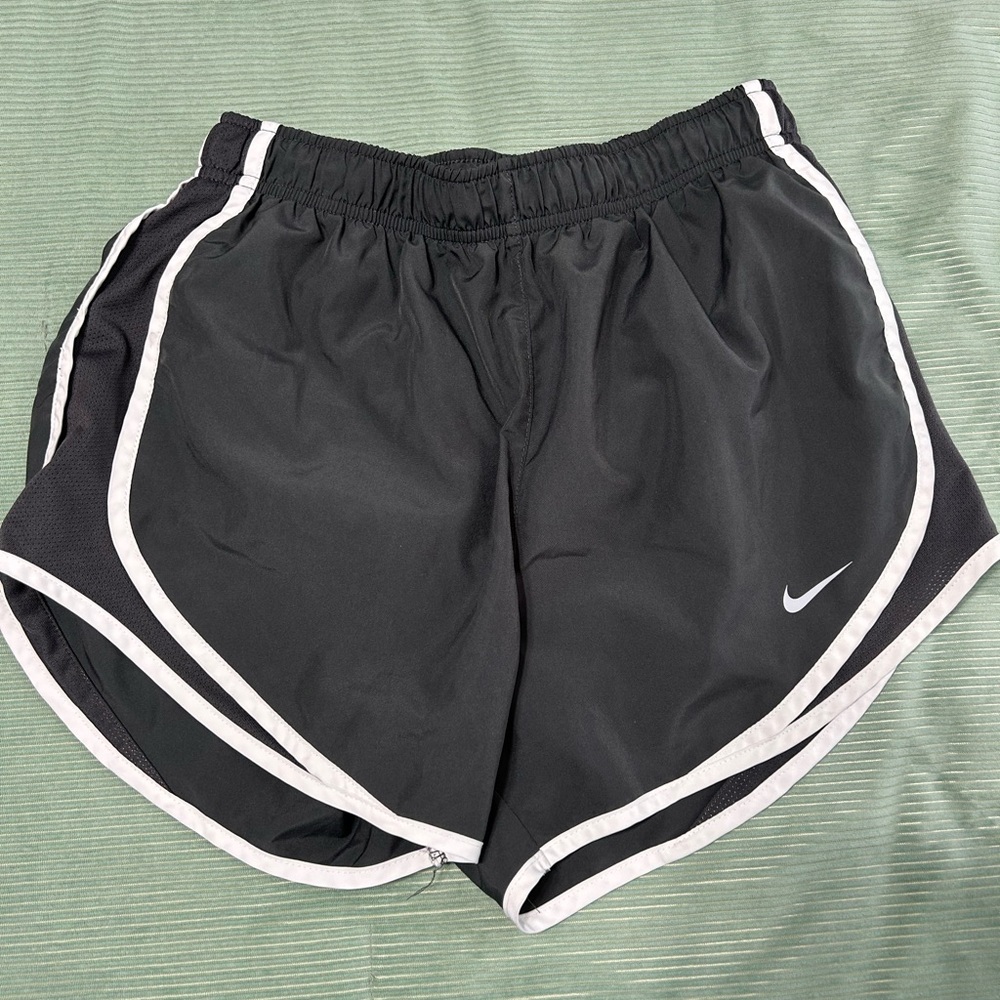 Nike Black Athletic Shorts Lightweight Breathable